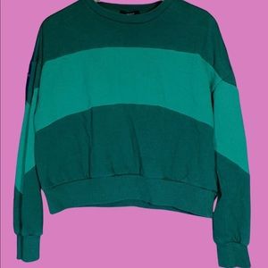 green two-toned cropped Forever 21 sweatshirt